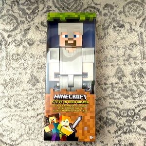 🧡Minecraft Steve in iron armor, New in box